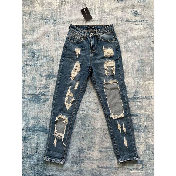 NWT! Fashion Nova Distressed Ripped High Rise Janel Boyfriend Jeans Small - Picture 1 of 5